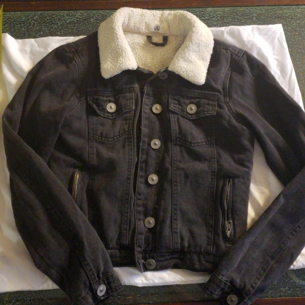 Missguided dark denim cropped jean jacket